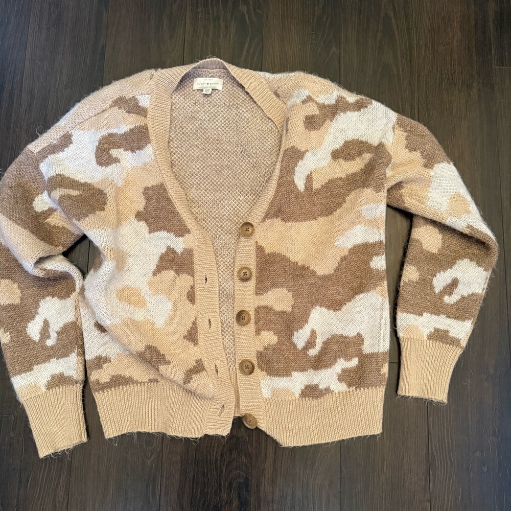 Lucky Brand Natural Camo V-neck Button Front Long Sleeve Cardigan - Picture 2 of 5